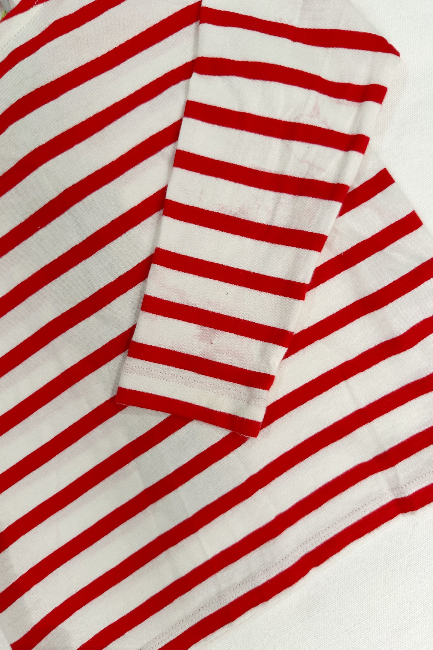 MINI: ARKET RED AND WHITE BRETON