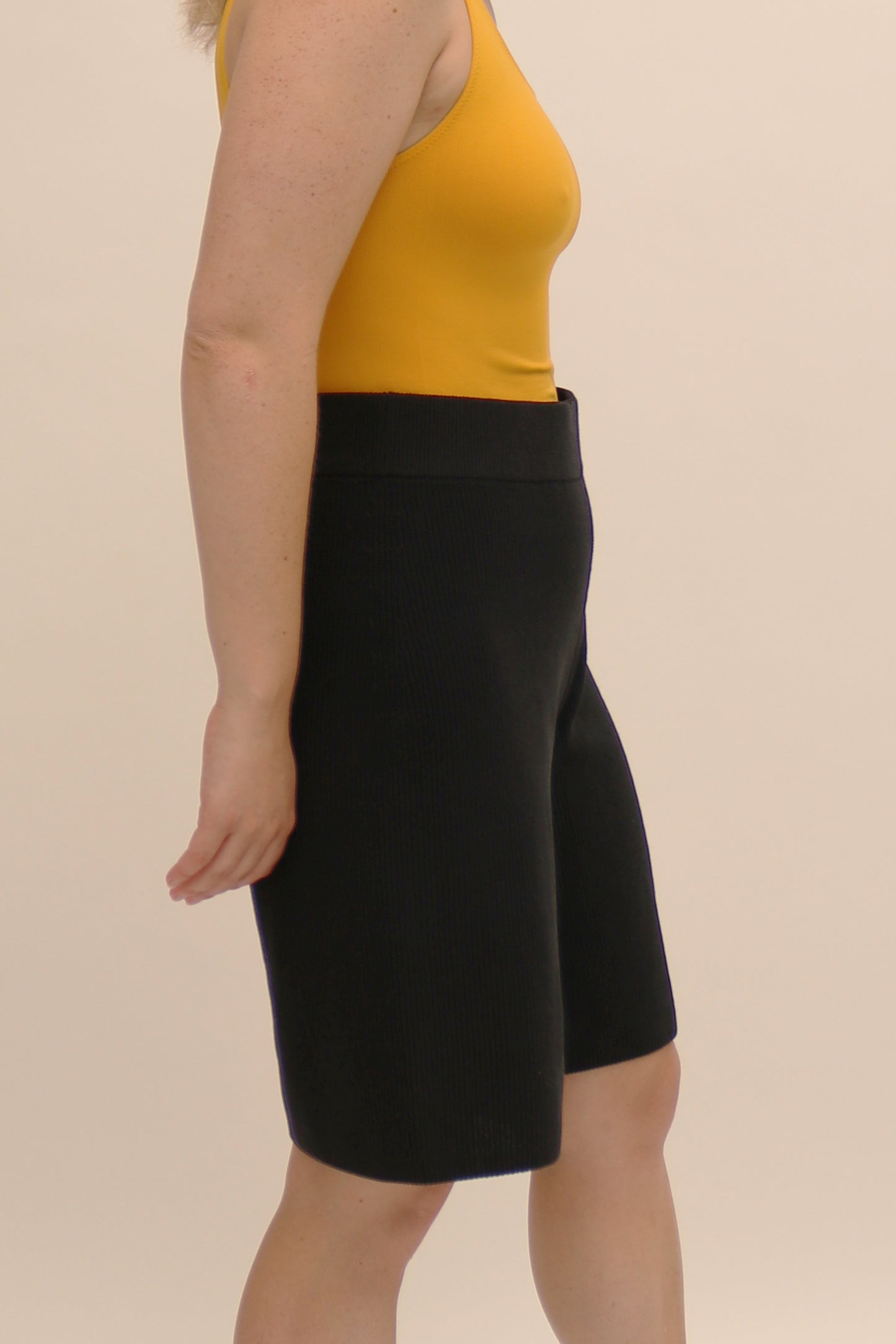 COS RIBBED KNITTED SHORTS