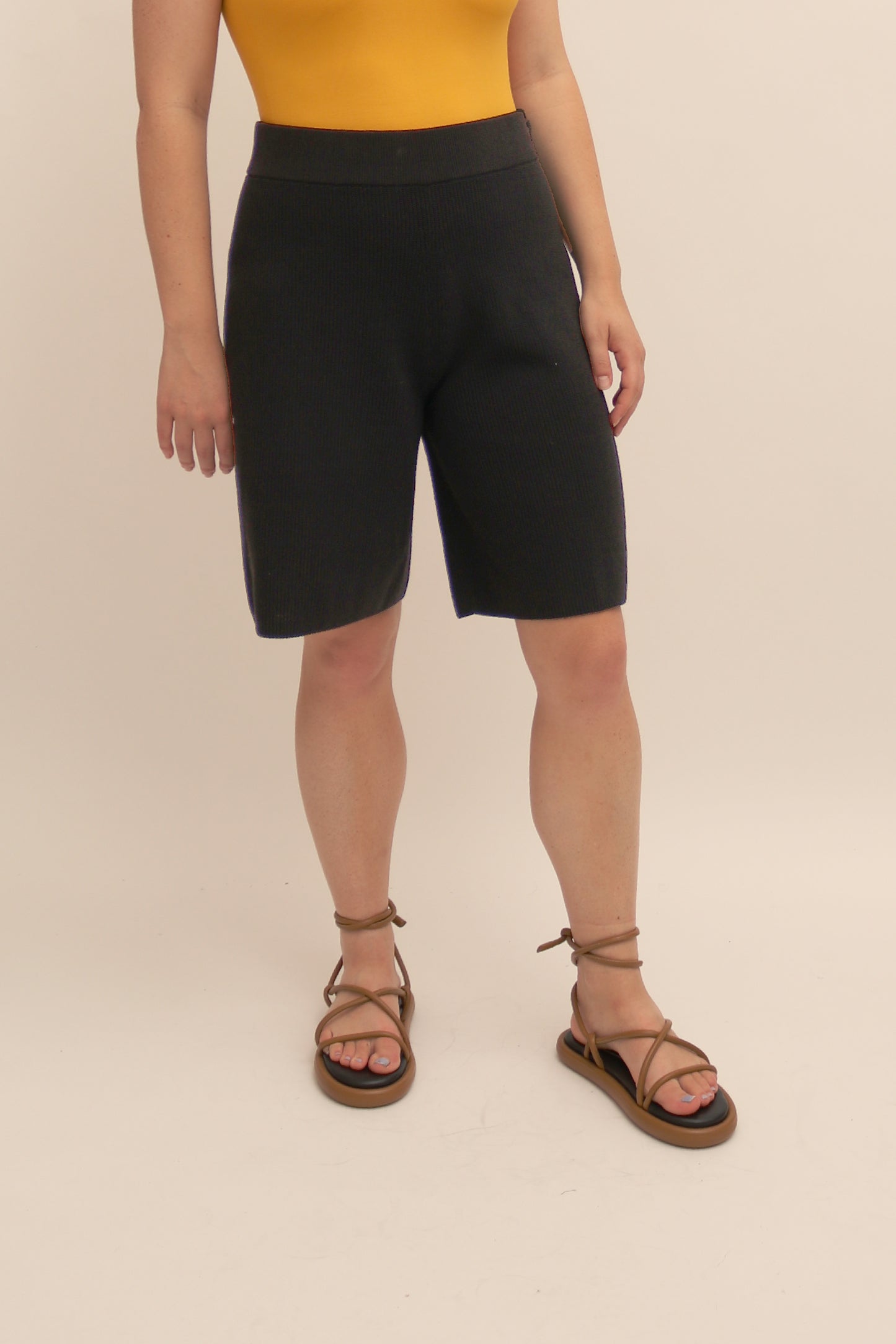 COS RIBBED KNITTED SHORTS