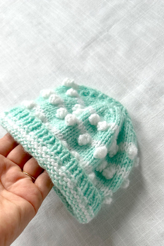 MINI: BOBBLE KNIT BEANIE