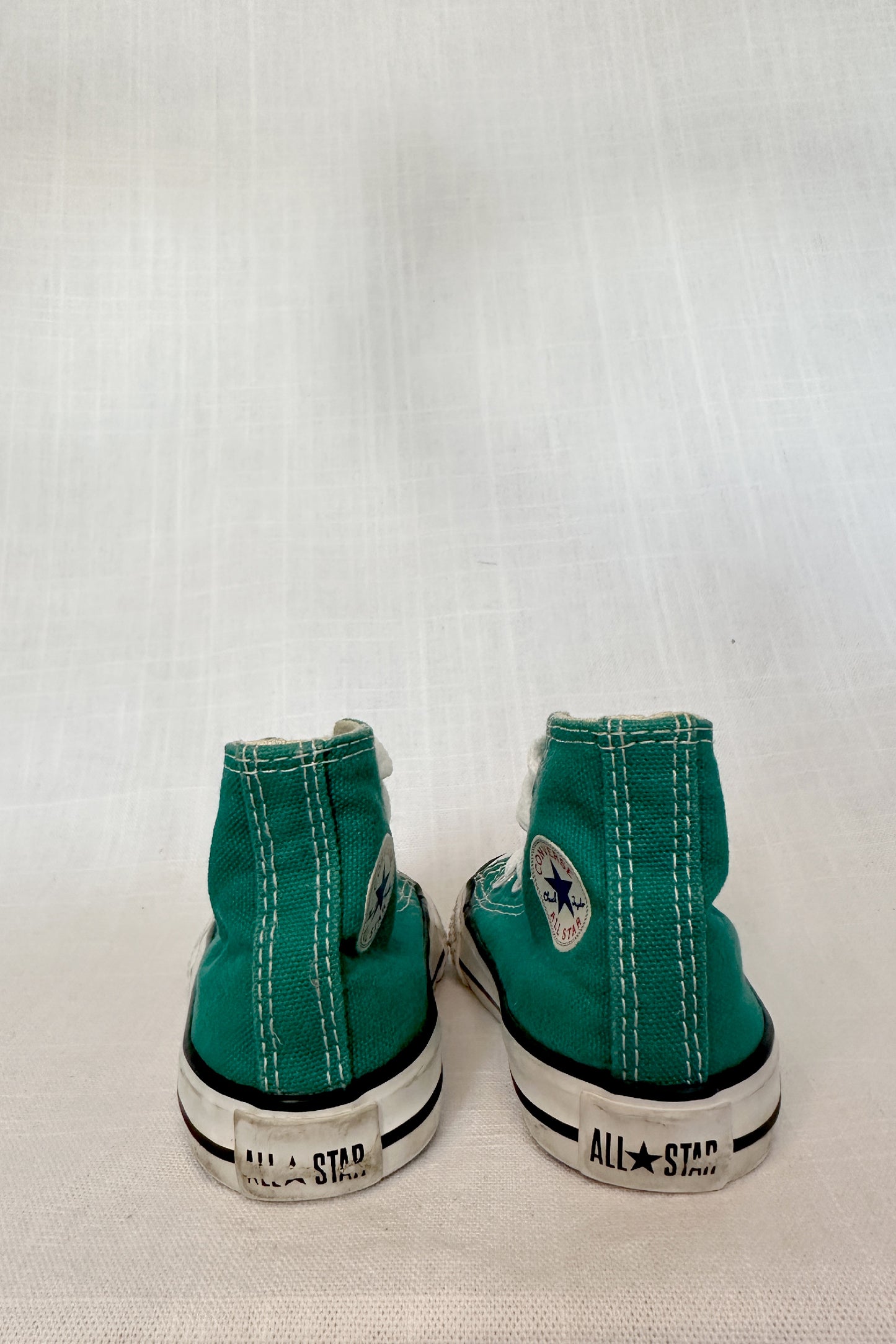 MINI: CONVERSE ALL STAR CHUCK TAYLOR HI-TOP