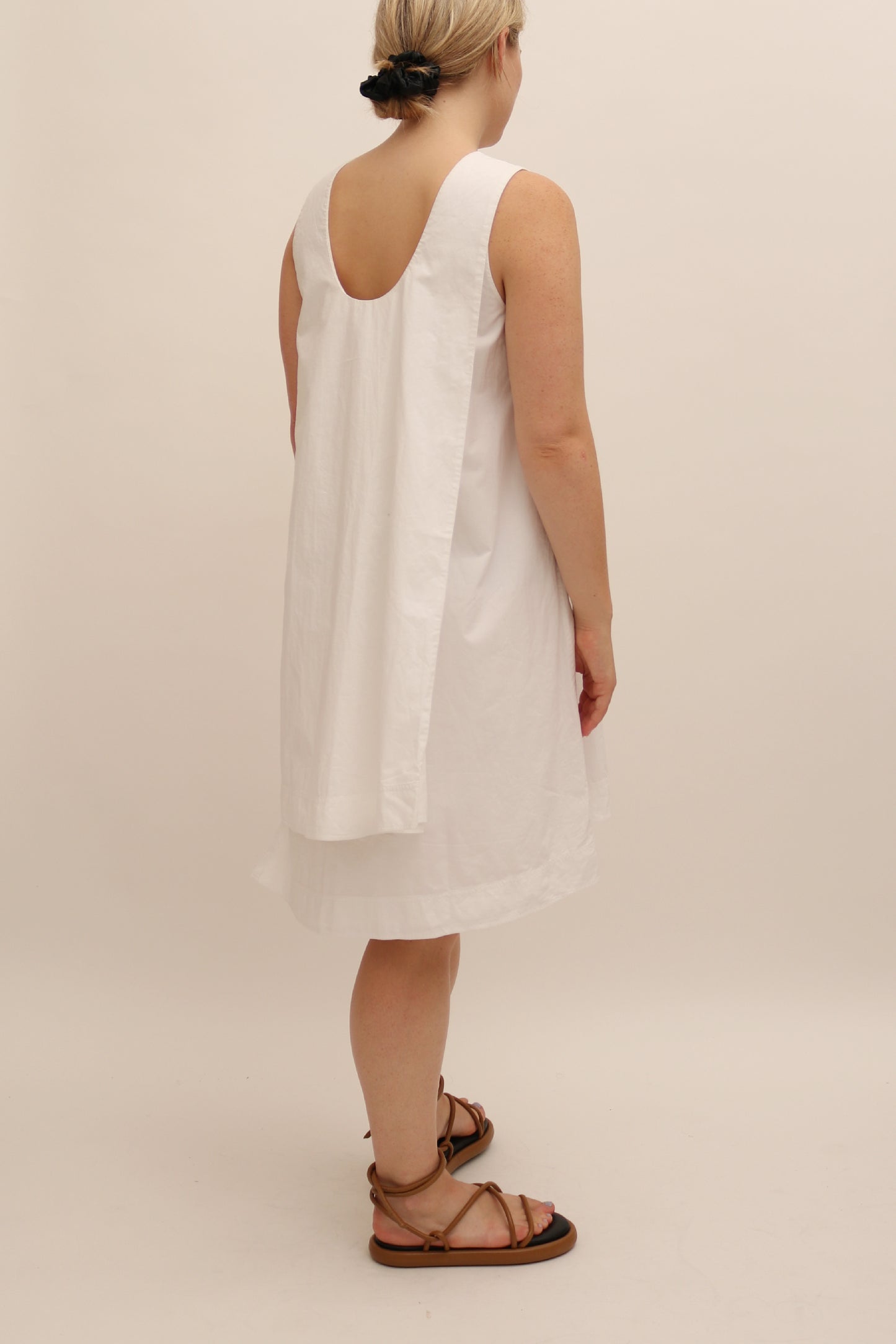 COS CROSSOVER BACK SHORT DRESS