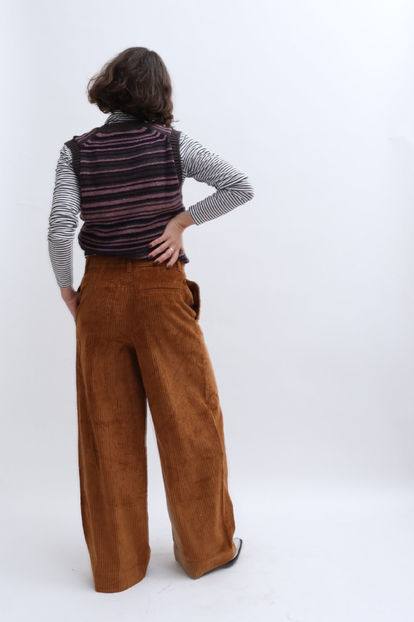 VINTAGE ST MICHAELS SLEEVELESS KNIT