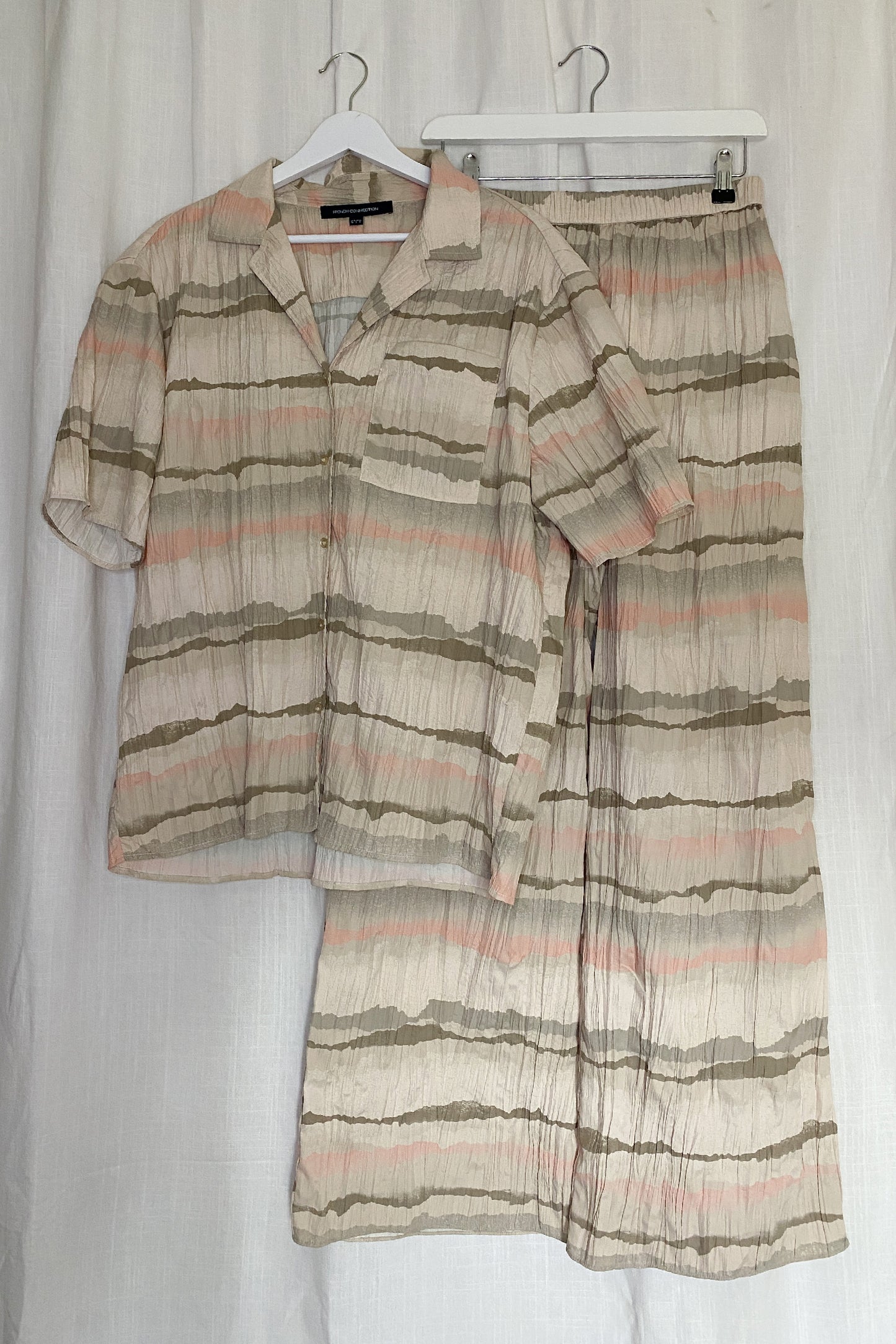 PLISSÉ CRINKLE RESORT SHIRT (CO-ORD AVAILABLE)