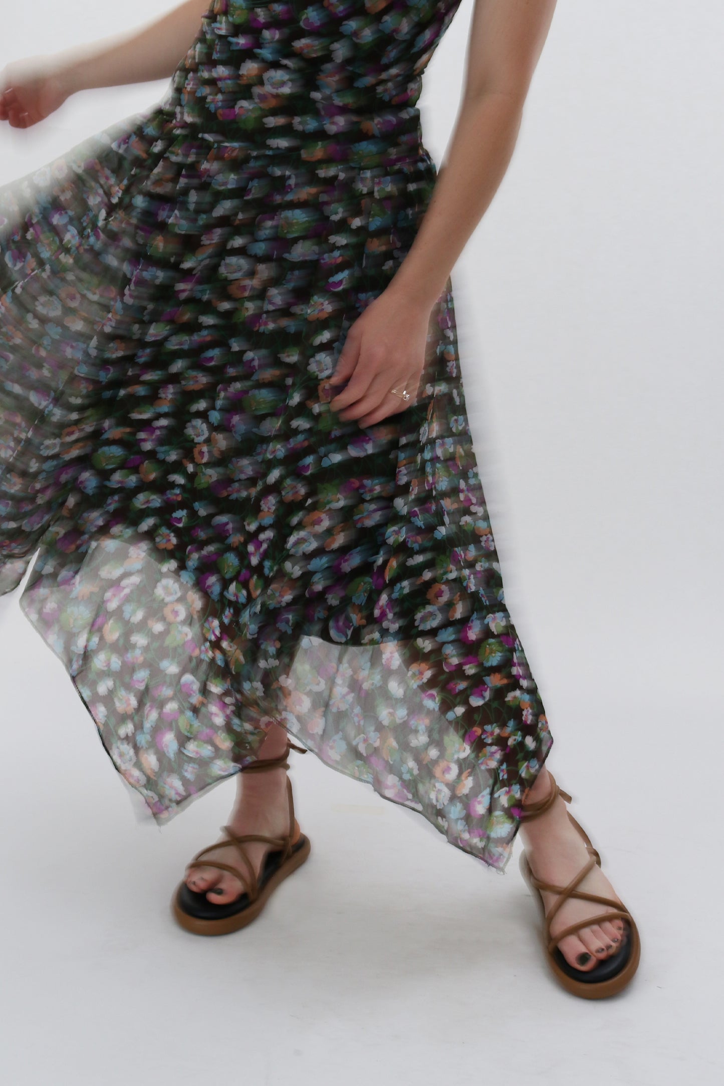 VINTAGE DROPPED WAIST FLORAL DRESS