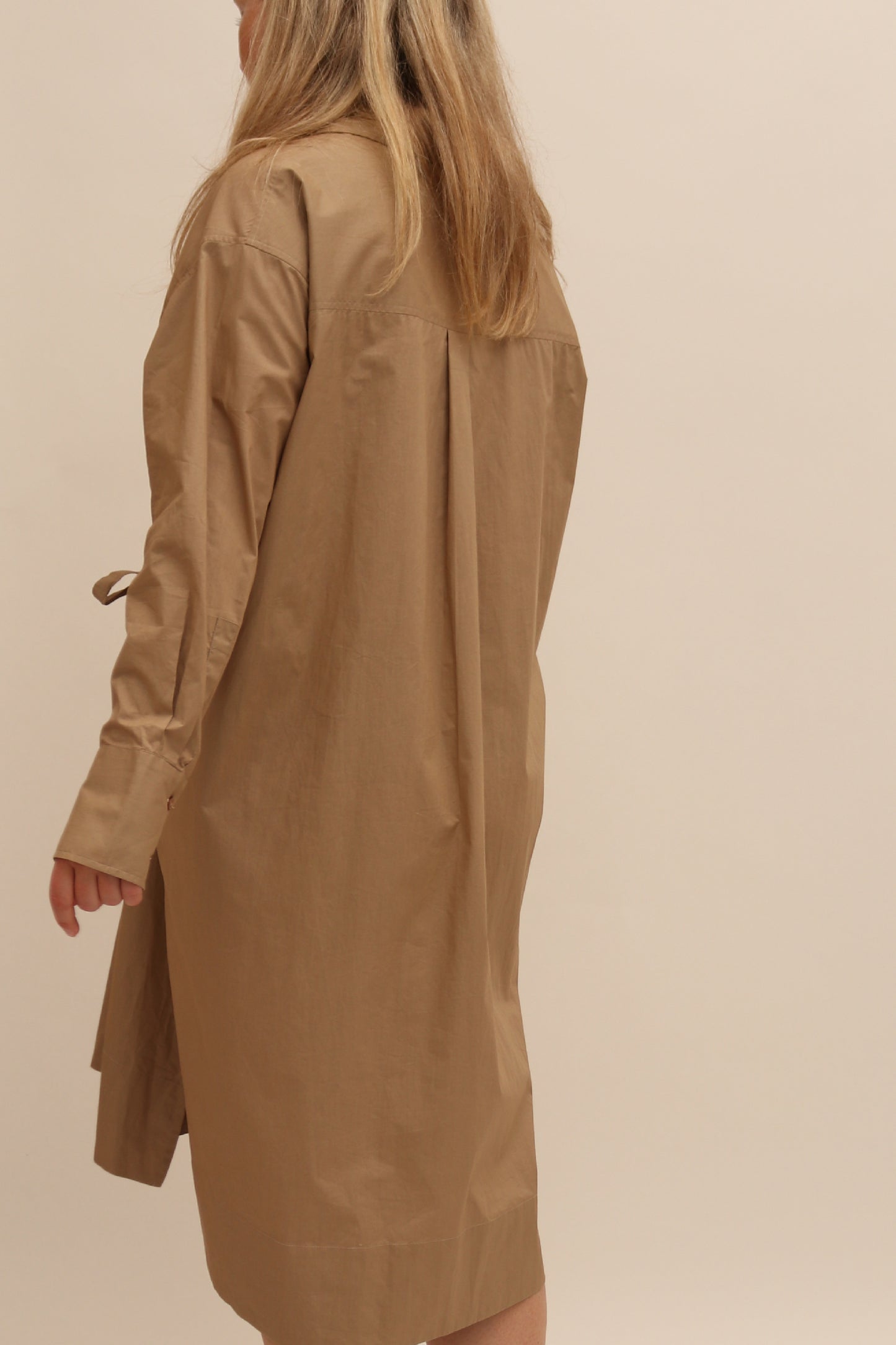 RELAXED COTTON POPLIN DRAWSTRING SHIRT DRESS