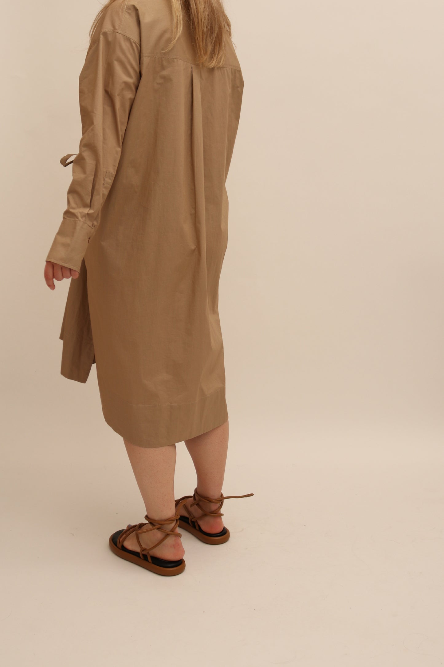 RELAXED COTTON POPLIN DRAWSTRING SHIRT DRESS
