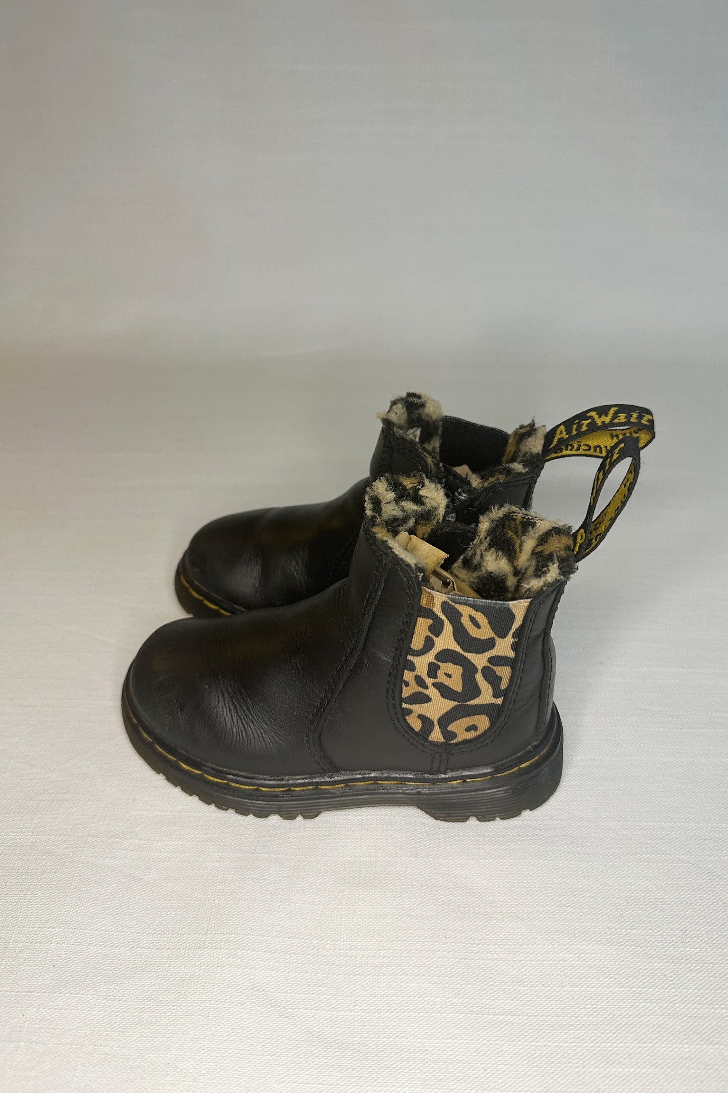 MINI: DR. MARTENS LEOPARD FAUX FUR CHELSEA BOOTS