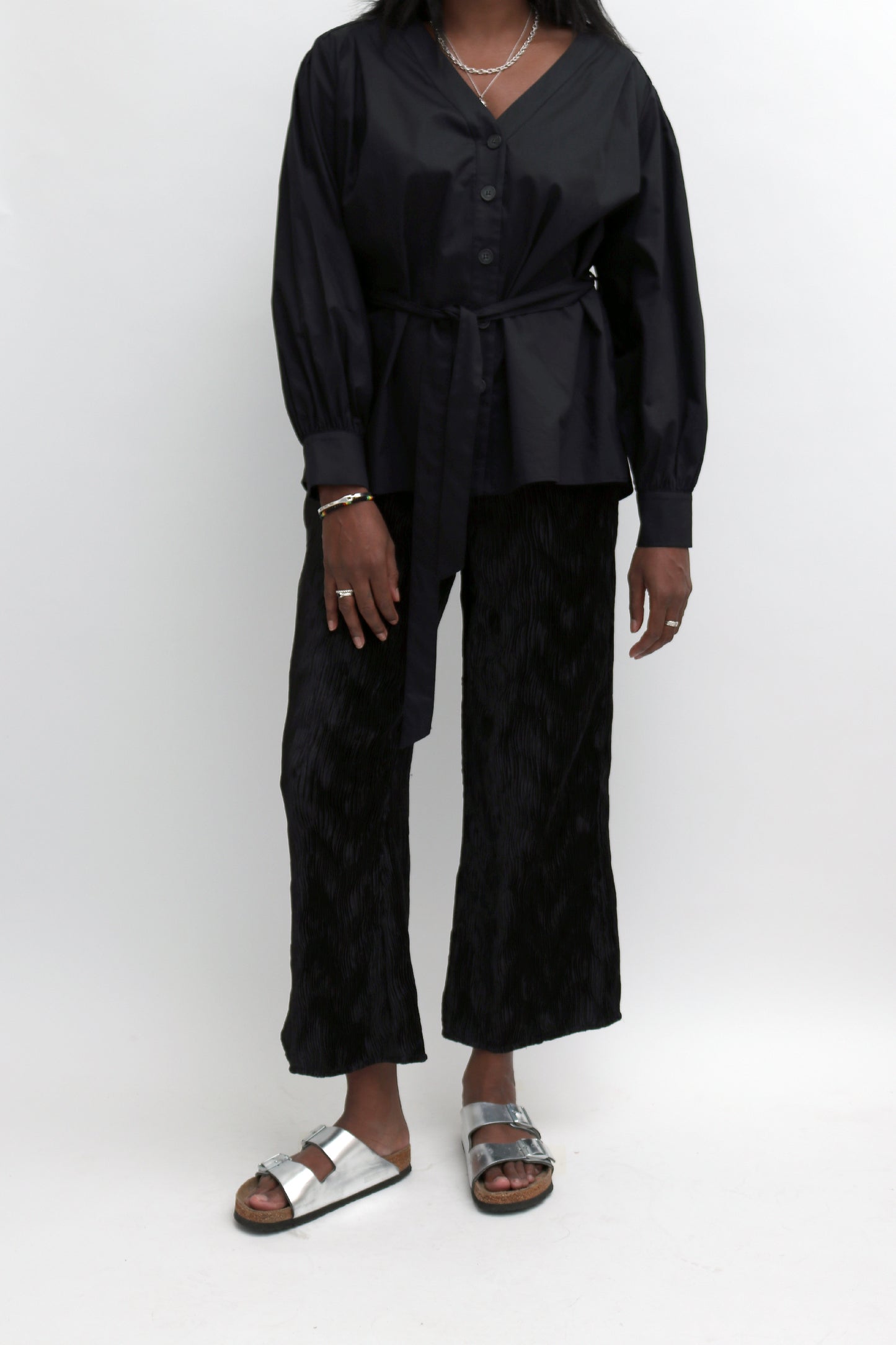 BUTTON FRONT TIE-WAIST BLOUSE