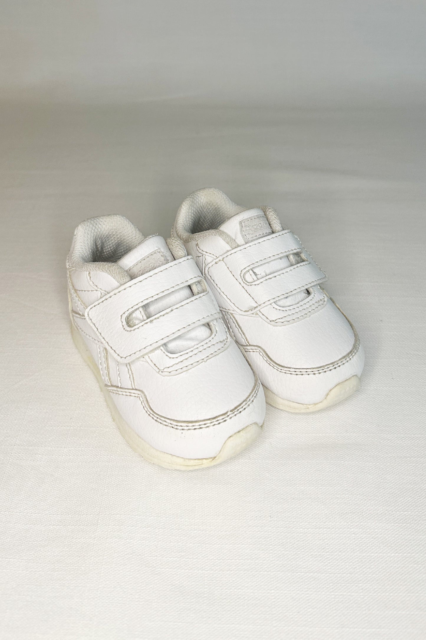 MINI: REEBOK REWIND WHITE TRAINERS