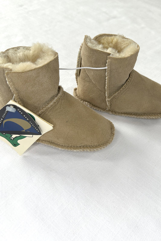 MINI: CLASSIC SHEEPSKIN SHEARLING SLIPPER BOOTS