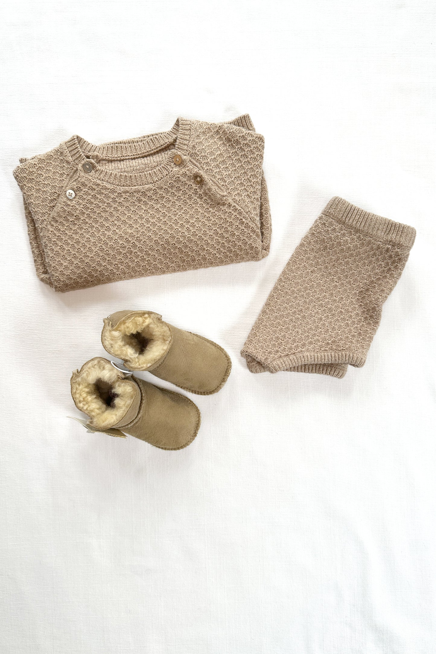 MINI: CLASSIC SHEEPSKIN SHEARLING SLIPPER BOOTS
