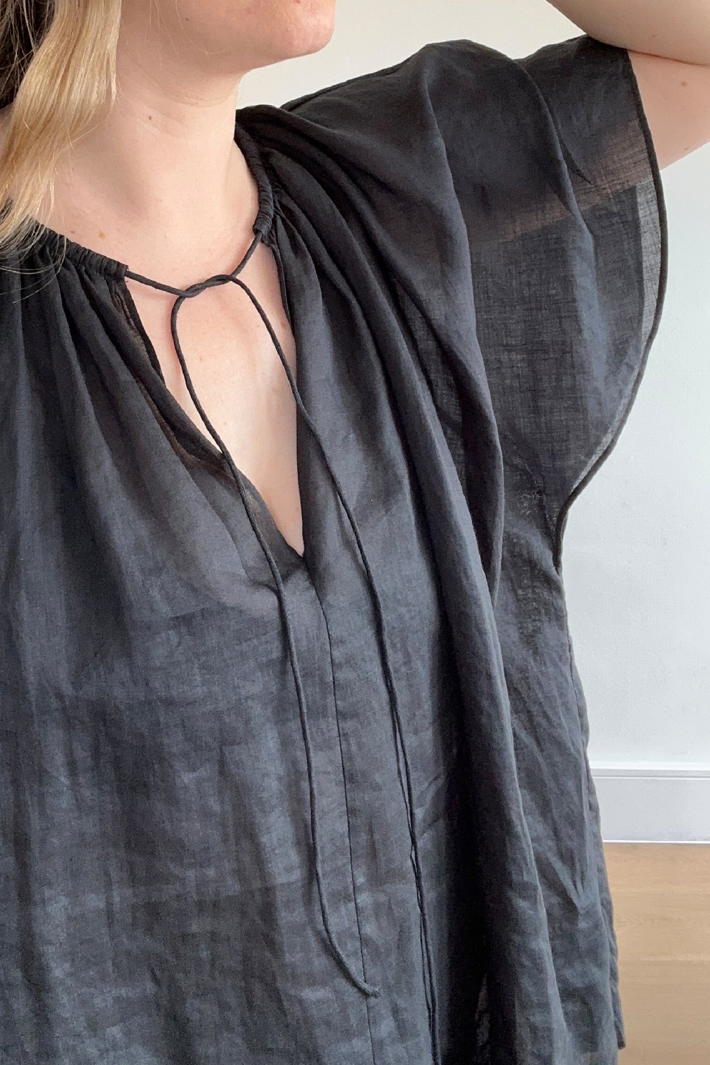 JOSEPH 'RITA' GATHER NECK BLOUSE