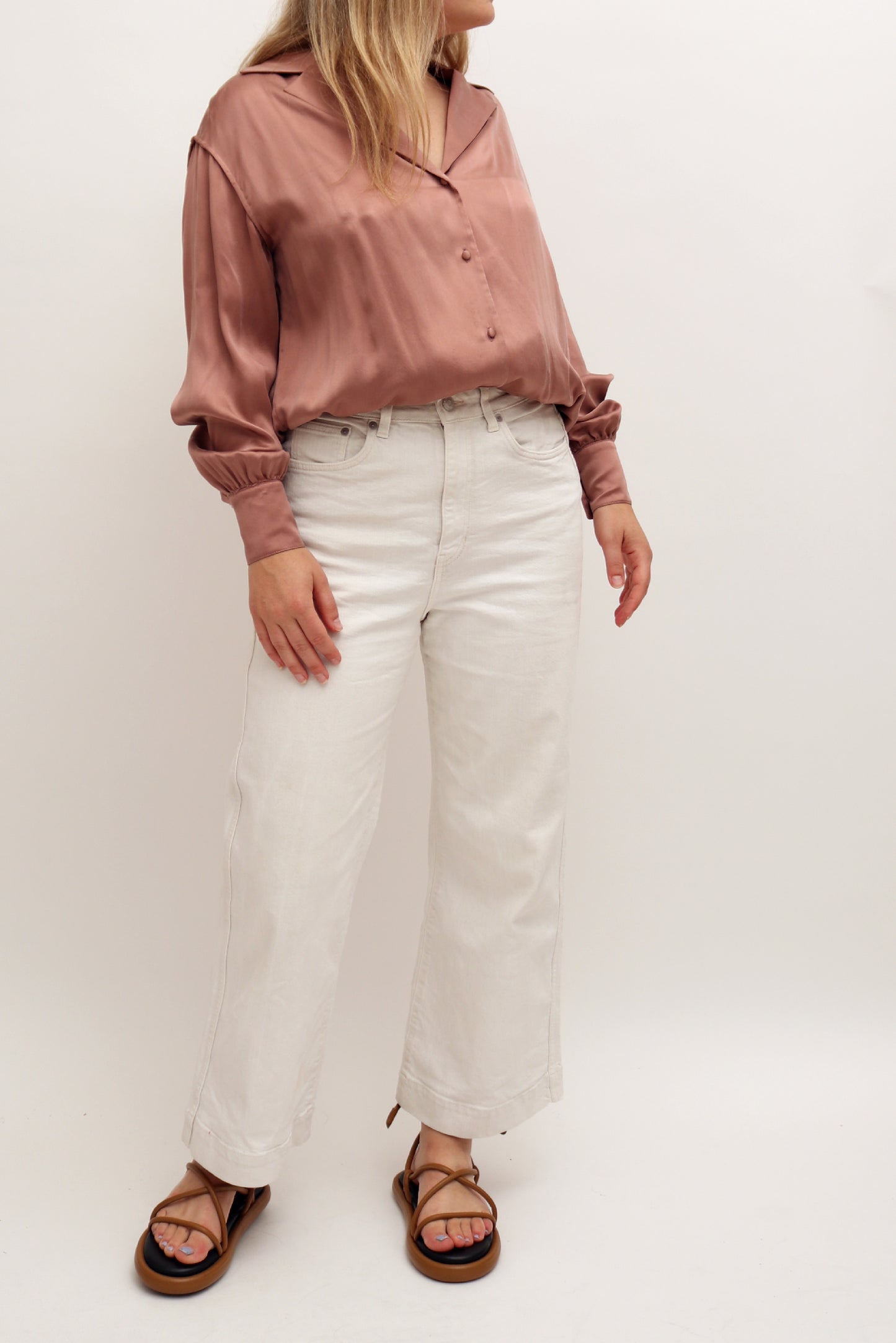WEEKDAY WHITE DENIM JEANS