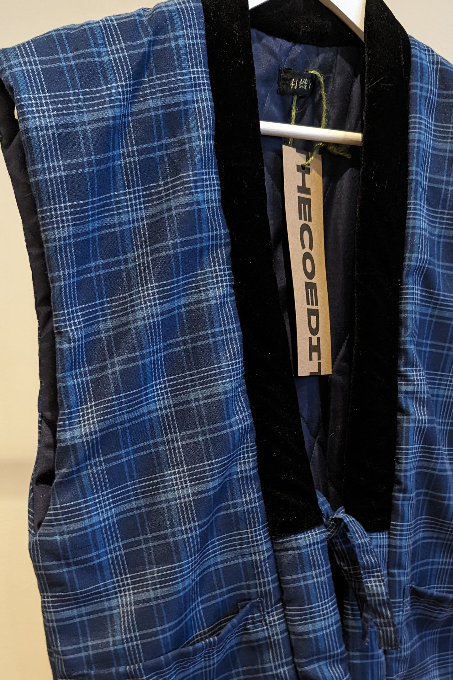 VINTAGE TARTAN SLEEVELESS JACKET