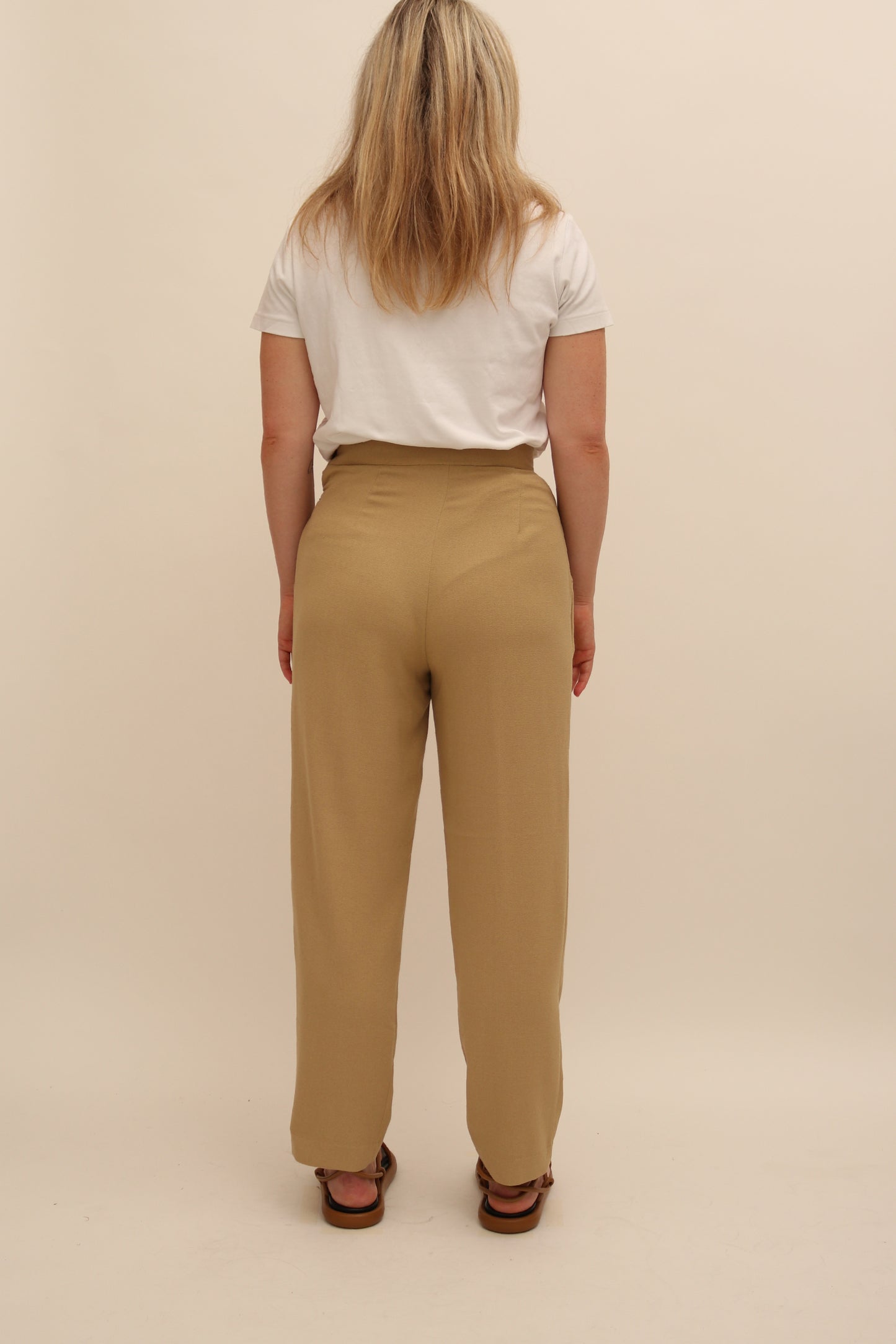 VINTAGE HIGH WAIST TAPERED TROUSER