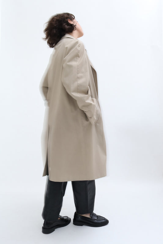 VINTAGE BEIGE TRENCH