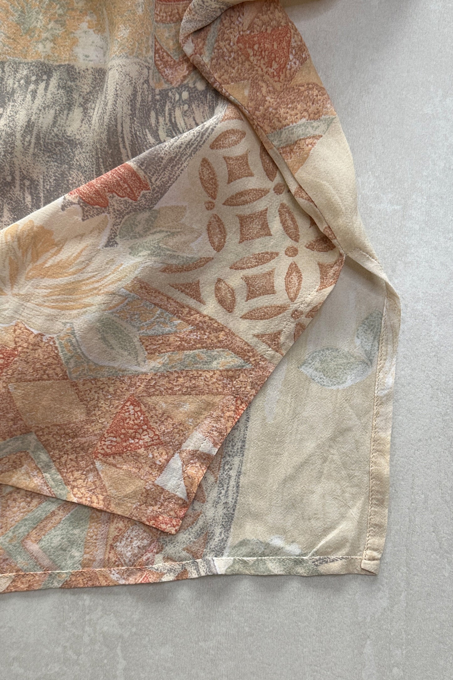 VINTAGE SHEER PRINT SHIRT