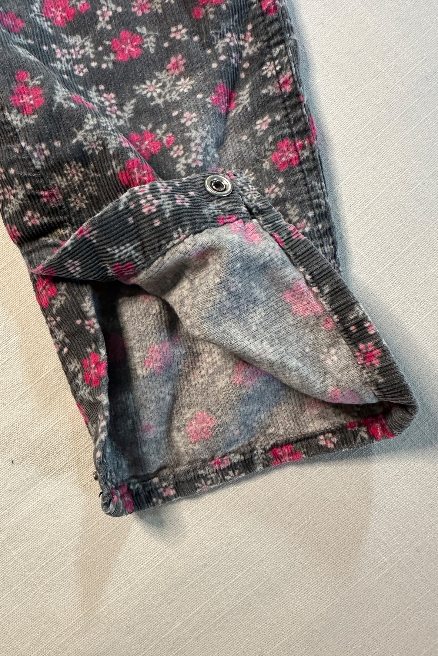 MINI: OSHKOSH B'GOSH FLORAL CORD DUNGAREE