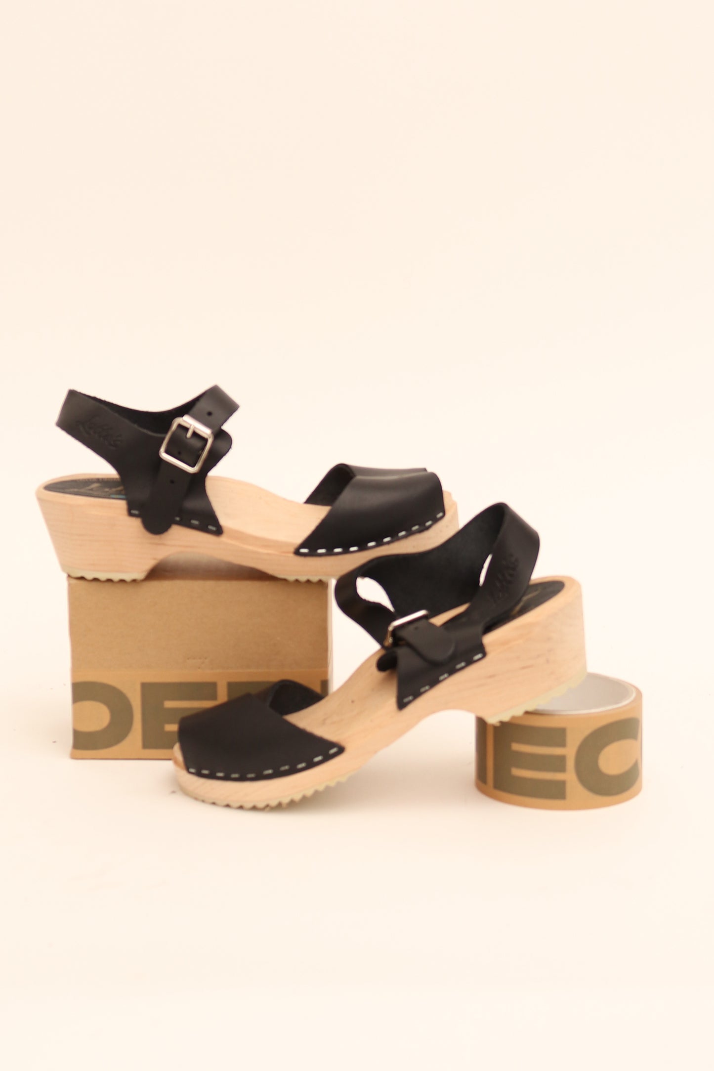Lotta from Stockholm Peep Toe Clogs