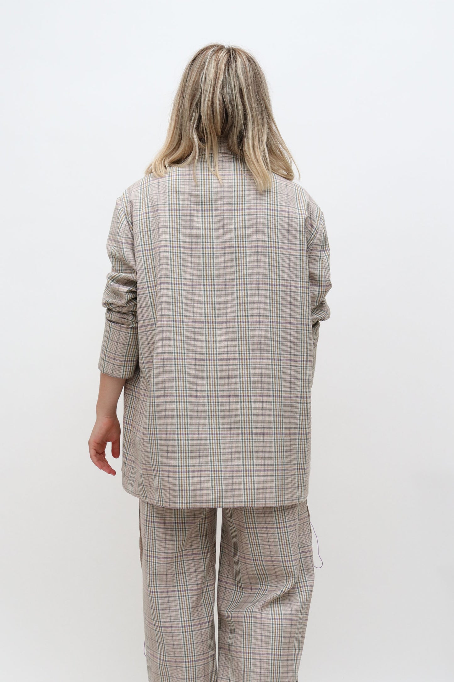 RENT: STEVENTAI REVERSIBLE BLAZER CHECKED SUIT — £38.25 per week