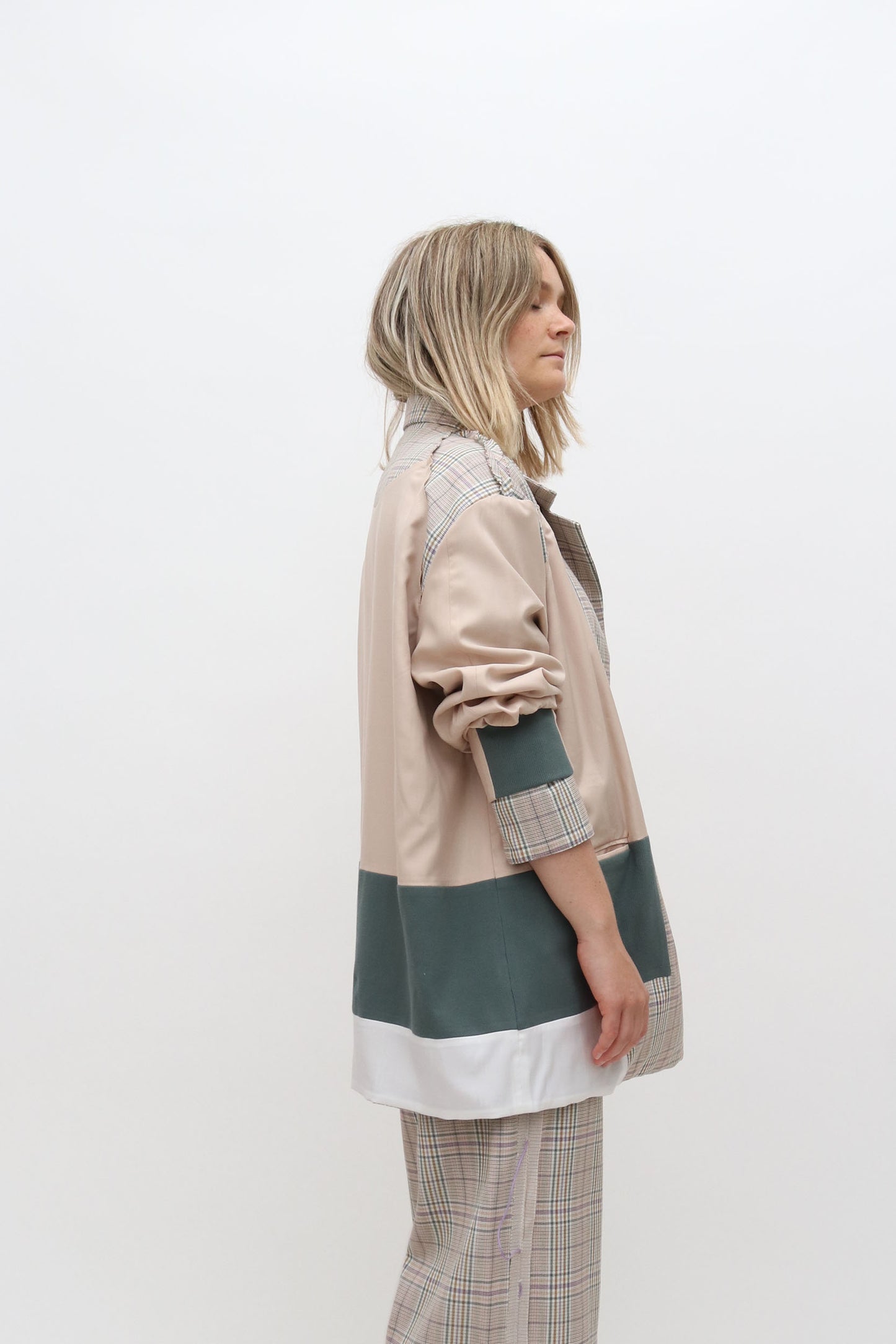 RENT: STEVENTAI REVERSIBLE BLAZER CHECKED SUIT — £38.25 per week