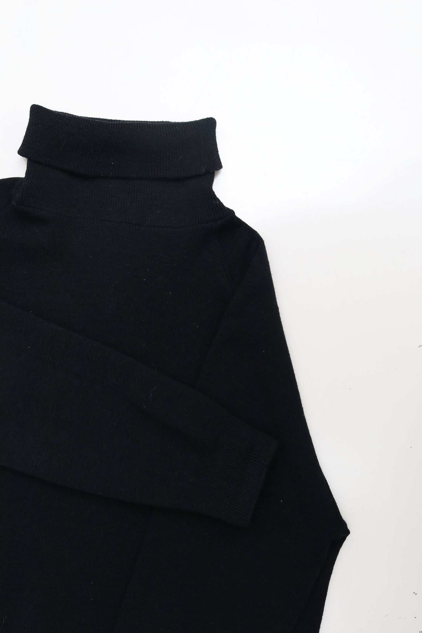 Vintage Black Wool Turtleneck