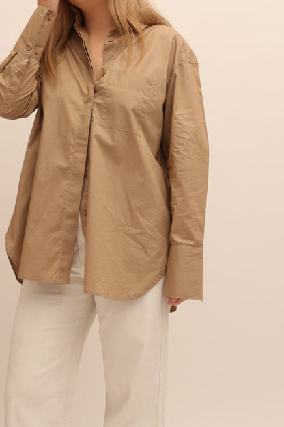 CONCEALED BUTTON STAND, RELAXED-FIT SHIRT