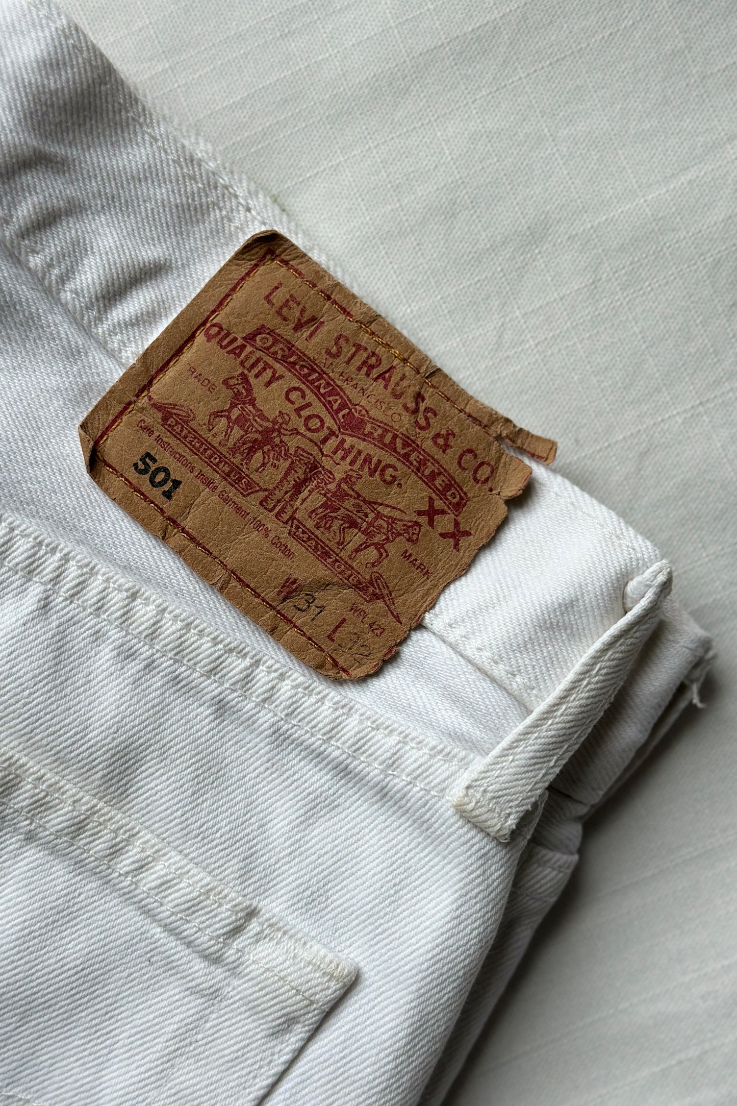 LEVI'S 501 WHITE DENIM JEANS