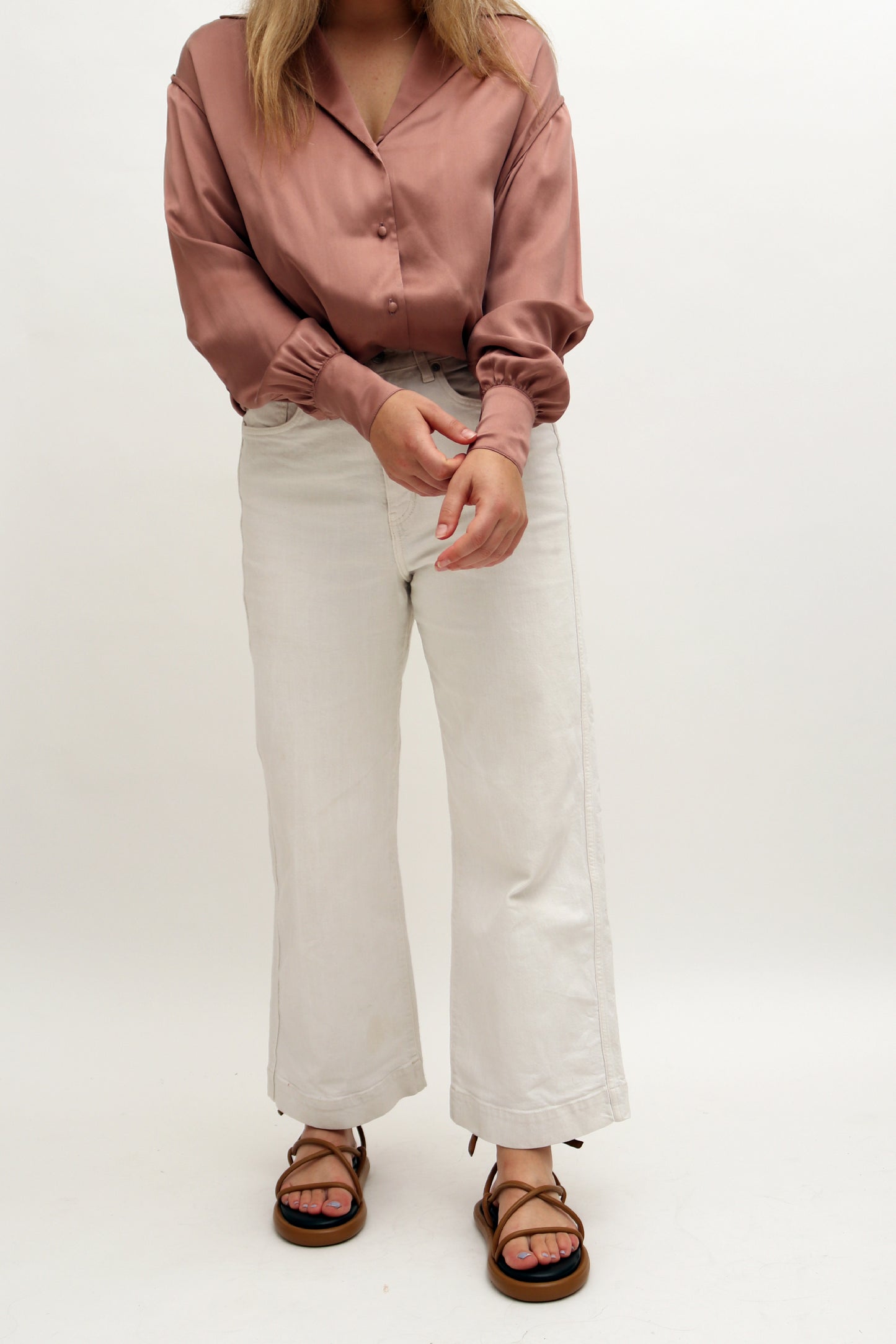 WEEKDAY WHITE DENIM JEANS