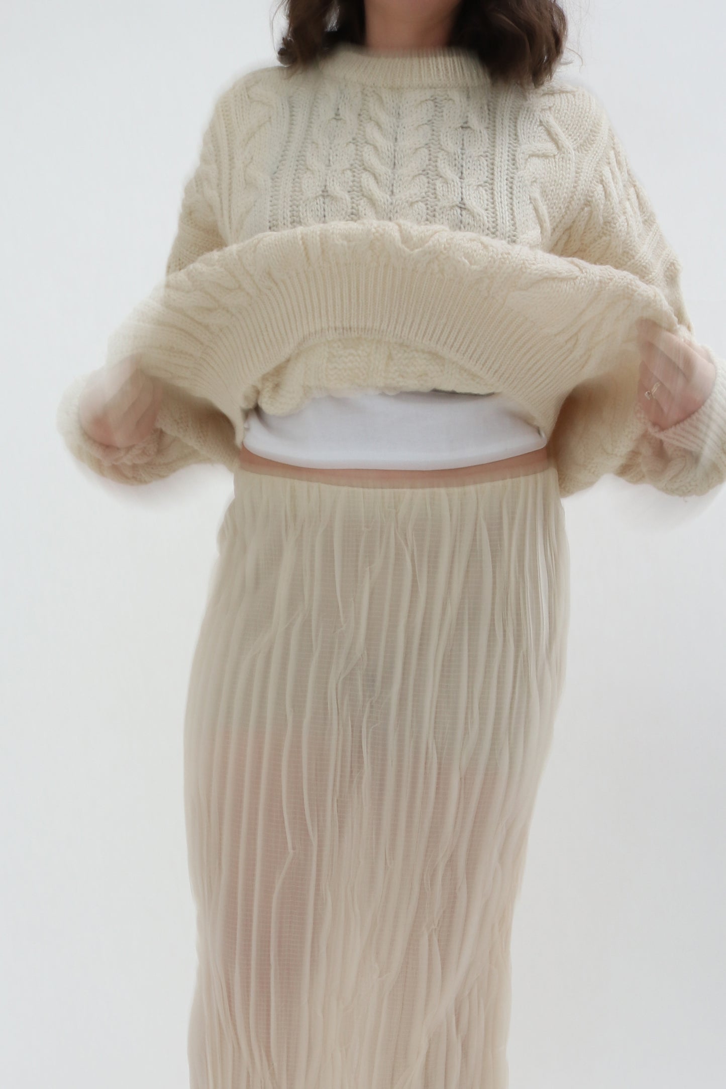 VINTAGE CREAM CABLE KNIT ARAN SWEATER