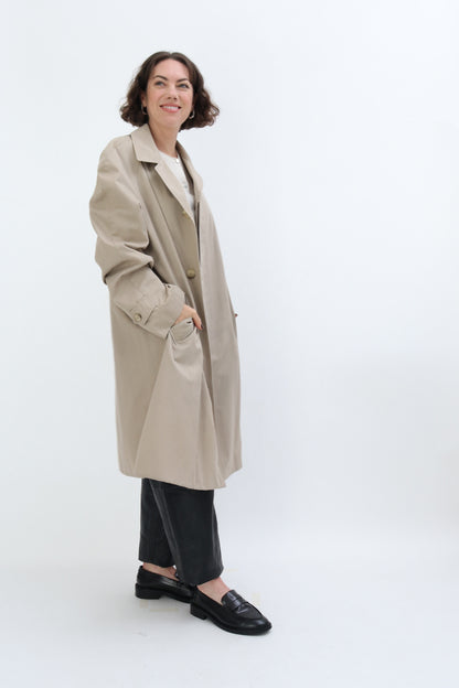 VINTAGE BEIGE TRENCH